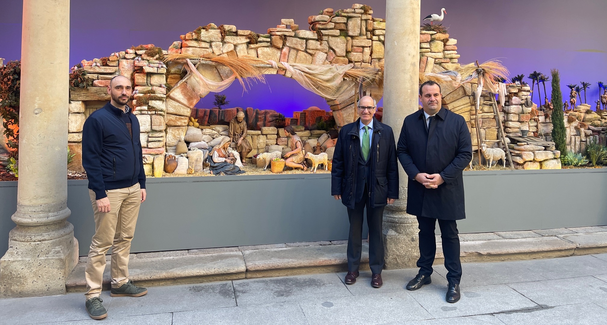 La Diputación inaugura el Belén Monumental y presenta la programación cultural de Navidad en el Patio de La Salina